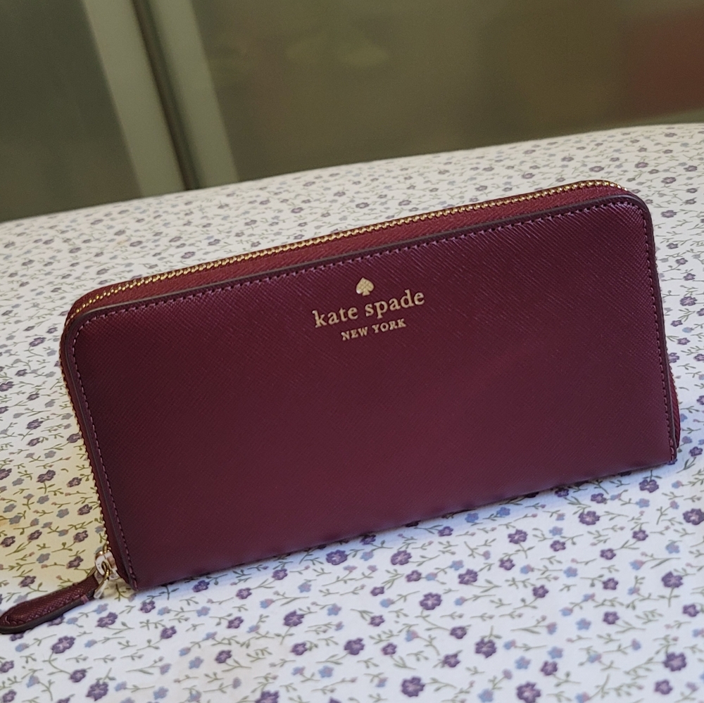 New Kate Spade Brynn Saffiano PVC large wallet